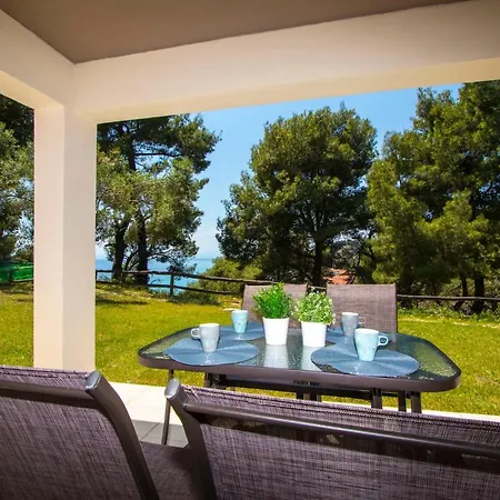 Akrogiali Villas * Poszídi